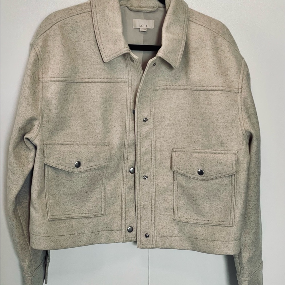 LOFT Women's Tan Shacket